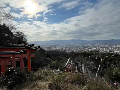 伏見稲荷大社の景色