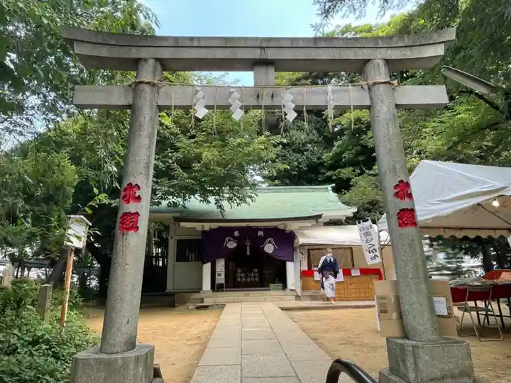 駒込富士神社の鳥居