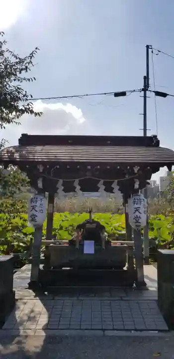 寛永寺不忍池弁天堂の手水舎