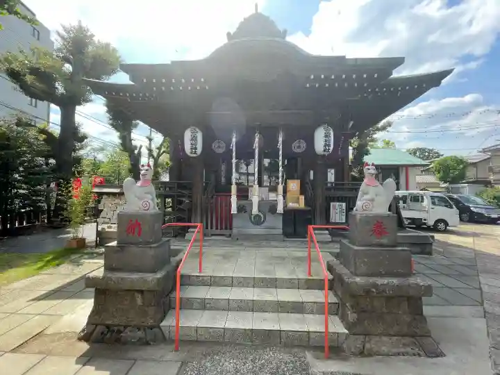 久富稲荷神社の{uncategorized: "未分類", other: "その他", undefined: "問題あり", building: "その他建物", grave: "お墓", sacred_gate: "鳥居", guardian: "狛犬", statue: "像", buddha: "仏像", history: "歴史", nature: "自然", garden: "庭園", animal: "動物", pagoda: "塔", temizu: "手水舎", mountain_gate: "山門・神門", sanctuary: "本殿・本堂", subordinate: "末社・摂社", art: "芸術", scenery: "景色", jizo: "地蔵", ema: "絵馬", goshuin: "御朱印", omikuji: "おみくじ", items: "授与品その他", amulet: "お守り", goshuincho: "御朱印帳", eats: "食事", festival: "お祭り", votive_dance: "神楽", shichigosan: "七五三参", wedding: "結婚式", experience: "体験その他", initially: "初詣", around: "周辺", anti_infection: "感染症対策"}