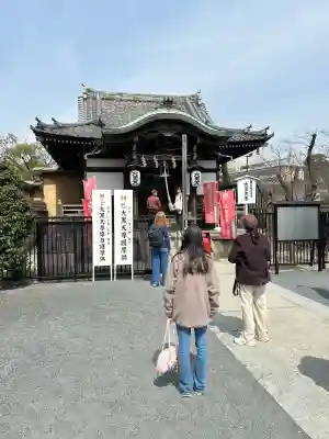 不忍池大黒天堂の{uncategorized: "未分類", other: "その他", undefined: "問題あり", building: "その他建物", grave: "お墓", sacred_gate: "鳥居", guardian: "狛犬", statue: "像", buddha: "仏像", history: "歴史", nature: "自然", garden: "庭園", animal: "動物", pagoda: "塔", temizu: "手水舎", mountain_gate: "山門・神門", sanctuary: "本殿・本堂", subordinate: "末社・摂社", art: "芸術", scenery: "景色", jizo: "地蔵", ema: "絵馬", goshuin: "御朱印", omikuji: "おみくじ", items: "授与品その他", amulet: "お守り", goshuincho: "御朱印帳", eats: "食事", festival: "お祭り", votive_dance: "神楽", shichigosan: "七五三参", wedding: "結婚式", experience: "体験その他", initially: "初詣", around: "周辺", anti_infection: "感染症対策"}
