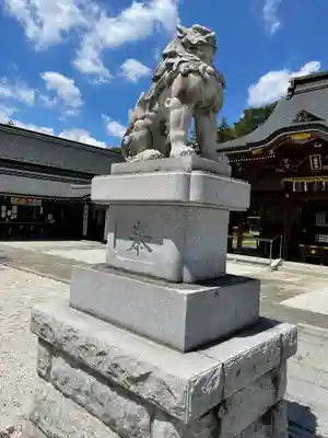 諏訪神社の狛犬