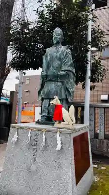 安倍晴明神社（阿倍王子神社境外末社）の{uncategorized: "未分類", other: "その他", undefined: "問題あり", building: "その他建物", grave: "お墓", sacred_gate: "鳥居", guardian: "狛犬", statue: "像", buddha: "仏像", history: "歴史", nature: "自然", garden: "庭園", animal: "動物", pagoda: "塔", temizu: "手水舎", mountain_gate: "山門・神門", sanctuary: "本殿・本堂", subordinate: "末社・摂社", art: "芸術", scenery: "景色", jizo: "地蔵", ema: "絵馬", goshuin: "御朱印", omikuji: "おみくじ", items: "授与品その他", amulet: "お守り", goshuincho: "御朱印帳", eats: "食事", festival: "お祭り", votive_dance: "神楽", shichigosan: "七五三参", wedding: "結婚式", experience: "体験その他", initially: "初詣", around: "周辺", anti_infection: "感染症対策"}