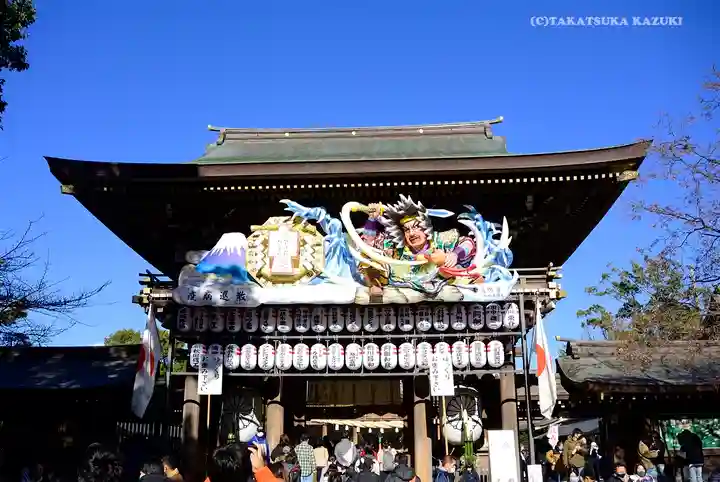 寒川神社の山門・神門