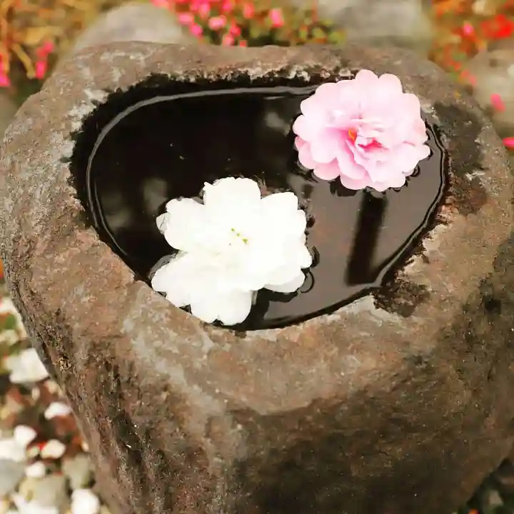 今市報徳二宮神社の手水舎