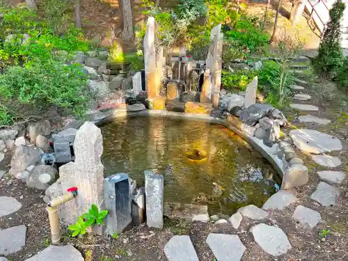 上川神社の庭園