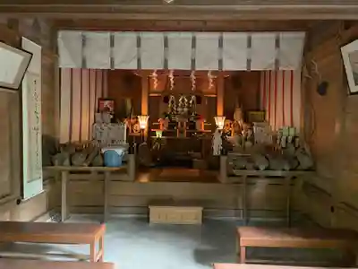 猿丸神社の本殿・本堂