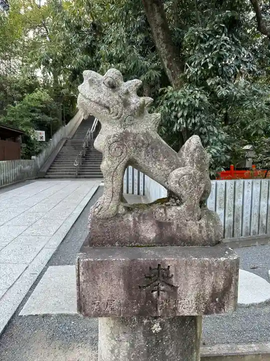 (山田)伊射奈岐神社の狛犬
