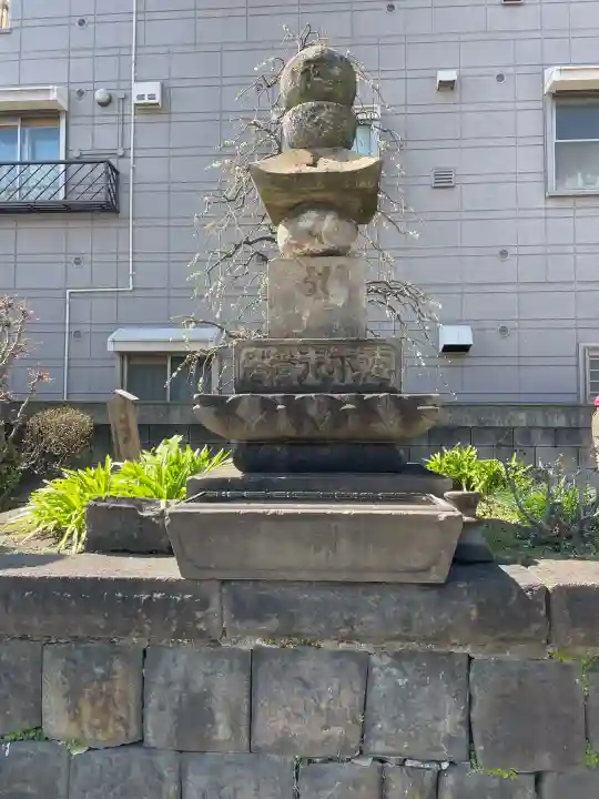 慶運寺の{uncategorized: "未分類", other: "その他", undefined: "問題あり", building: "その他建物", grave: "お墓", sacred_gate: "鳥居", guardian: "狛犬", statue: "像", buddha: "仏像", history: "歴史", nature: "自然", garden: "庭園", animal: "動物", pagoda: "塔", temizu: "手水舎", mountain_gate: "山門・神門", sanctuary: "本殿・本堂", subordinate: "末社・摂社", art: "芸術", scenery: "景色", jizo: "地蔵", ema: "絵馬", goshuin: "御朱印", omikuji: "おみくじ", items: "授与品その他", amulet: "お守り", goshuincho: "御朱印帳", eats: "食事", festival: "お祭り", votive_dance: "神楽", shichigosan: "七五三参", wedding: "結婚式", experience: "体験その他", initially: "初詣", around: "周辺", anti_infection: "感染症対策"}