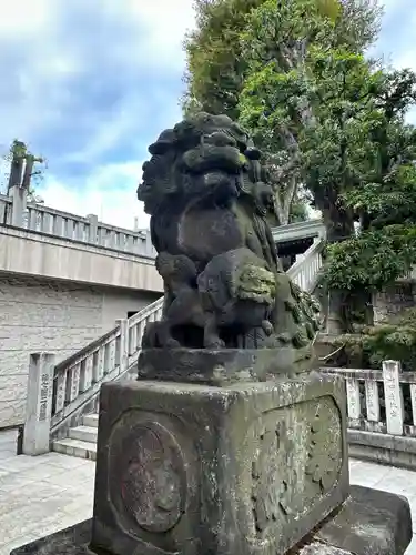 桐ヶ谷氷川神社の狛犬