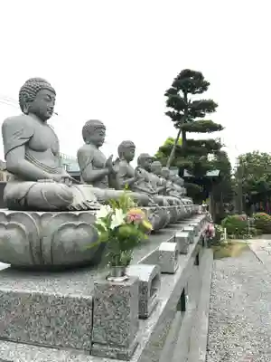 九品寺の仏像