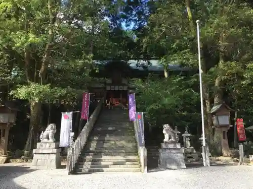 敢國神社の建物その他