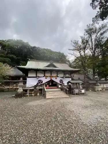闘鶏神社の本殿・本堂