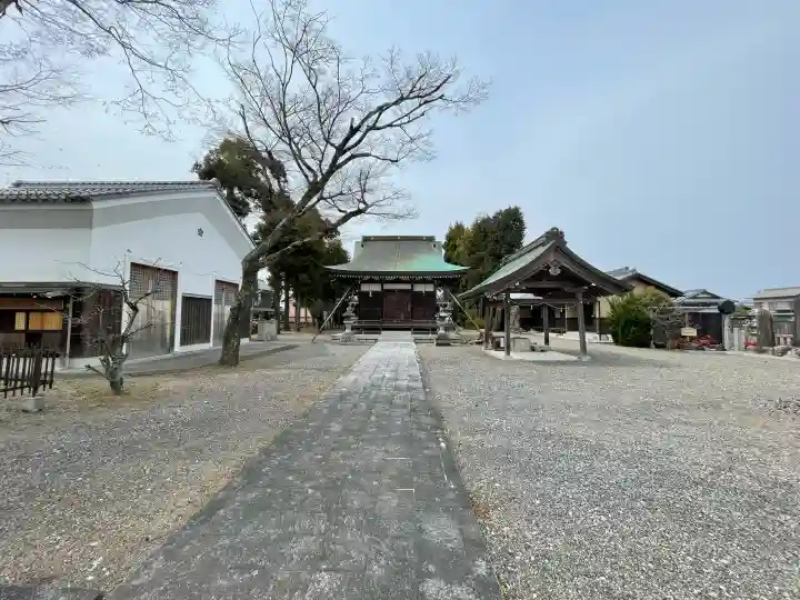 菅原神社の{uncategorized: "未分類", other: "その他", undefined: "問題あり", building: "その他建物", grave: "お墓", sacred_gate: "鳥居", guardian: "狛犬", statue: "像", buddha: "仏像", history: "歴史", nature: "自然", garden: "庭園", animal: "動物", pagoda: "塔", temizu: "手水舎", mountain_gate: "山門・神門", sanctuary: "本殿・本堂", subordinate: "末社・摂社", art: "芸術", scenery: "景色", jizo: "地蔵", ema: "絵馬", goshuin: "御朱印", omikuji: "おみくじ", items: "授与品その他", amulet: "お守り", goshuincho: "御朱印帳", eats: "食事", festival: "お祭り", votive_dance: "神楽", shichigosan: "七五三参", wedding: "結婚式", experience: "体験その他", initially: "初詣", around: "周辺", anti_infection: "感染症対策"}