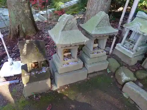 旦飯野神社の末社