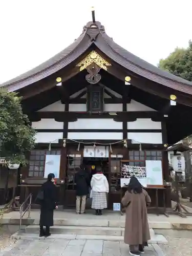 三輪神社の本殿・本堂