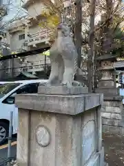 稲荷鬼王神社の狛犬