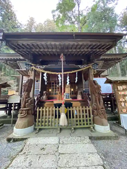 日光大室高龗神社の本殿・本堂