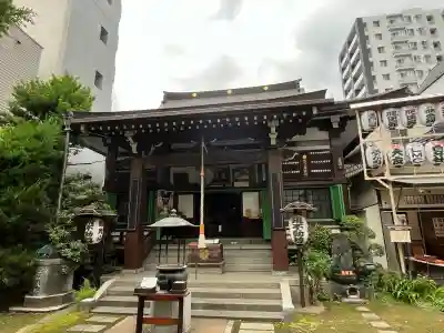 正寶院(飛不動尊)の{uncategorized: "未分類", other: "その他", undefined: "問題あり", building: "その他建物", grave: "お墓", sacred_gate: "鳥居", guardian: "狛犬", statue: "像", buddha: "仏像", history: "歴史", nature: "自然", garden: "庭園", animal: "動物", pagoda: "塔", temizu: "手水舎", mountain_gate: "山門・神門", sanctuary: "本殿・本堂", subordinate: "末社・摂社", art: "芸術", scenery: "景色", jizo: "地蔵", ema: "絵馬", goshuin: "御朱印", omikuji: "おみくじ", items: "授与品その他", amulet: "お守り", goshuincho: "御朱印帳", eats: "食事", festival: "お祭り", votive_dance: "神楽", shichigosan: "七五三参", wedding: "結婚式", experience: "体験その他", initially: "初詣", around: "周辺", anti_infection: "感染症対策"}