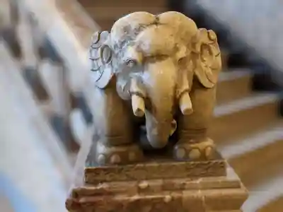 築地本願寺(本願寺築地別院)の狛犬