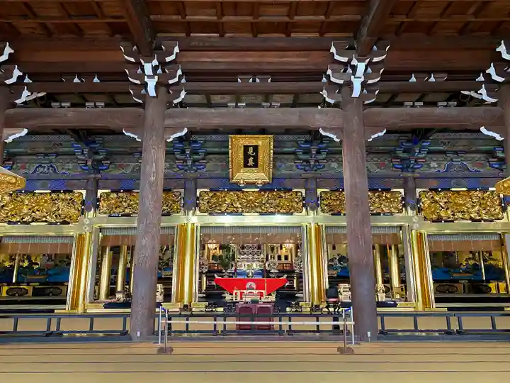 本山専修寺の本殿・本堂