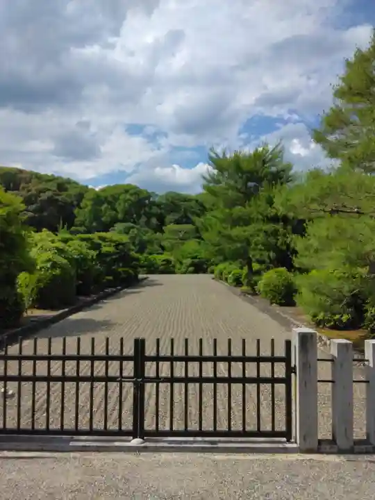 明治天皇伏見桃山陵のその他建物