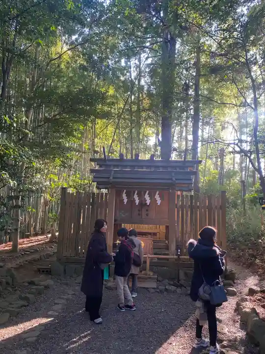 香取神宮奥宮の{uncategorized: "未分類", other: "その他", undefined: "問題あり", building: "その他建物", grave: "お墓", sacred_gate: "鳥居", guardian: "狛犬", statue: "像", buddha: "仏像", history: "歴史", nature: "自然", garden: "庭園", animal: "動物", pagoda: "塔", temizu: "手水舎", mountain_gate: "山門・神門", sanctuary: "本殿・本堂", subordinate: "末社・摂社", art: "芸術", scenery: "景色", jizo: "地蔵", ema: "絵馬", goshuin: "御朱印", omikuji: "おみくじ", items: "授与品その他", amulet: "お守り", goshuincho: "御朱印帳", eats: "食事", festival: "お祭り", votive_dance: "神楽", shichigosan: "七五三参", wedding: "結婚式", experience: "体験その他", initially: "初詣", around: "周辺", anti_infection: "感染症対策"}