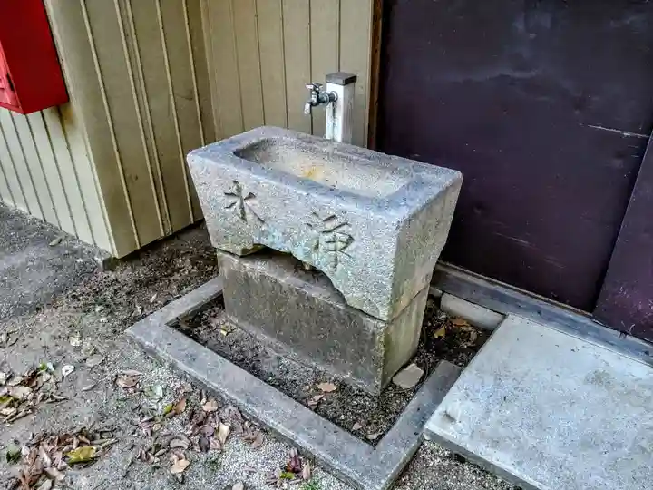 御鍬神社の手水舎