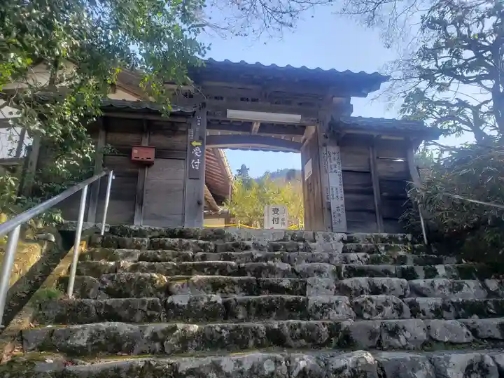 百済寺の山門・神門