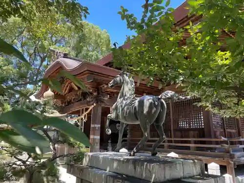 崇道天皇神社の像