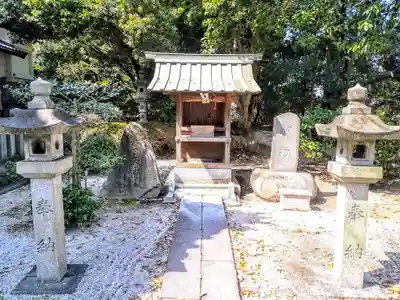 春日社(有脇春日社)の末社・摂社