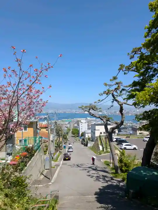 山上大神宮の{uncategorized: "未分類", other: "その他", undefined: "問題あり", building: "その他建物", grave: "お墓", sacred_gate: "鳥居", guardian: "狛犬", statue: "像", buddha: "仏像", history: "歴史", nature: "自然", garden: "庭園", animal: "動物", pagoda: "塔", temizu: "手水舎", mountain_gate: "山門・神門", sanctuary: "本殿・本堂", subordinate: "末社・摂社", art: "芸術", scenery: "景色", jizo: "地蔵", ema: "絵馬", goshuin: "御朱印", omikuji: "おみくじ", items: "授与品その他", amulet: "お守り", goshuincho: "御朱印帳", eats: "食事", festival: "お祭り", votive_dance: "神楽", shichigosan: "七五三参", wedding: "結婚式", experience: "体験その他", initially: "初詣", around: "周辺", anti_infection: "感染症対策"}