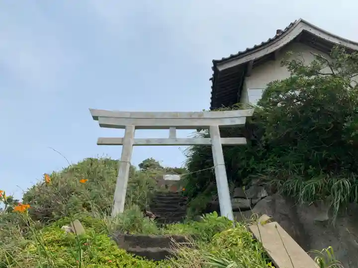 神社(名称不明)の鳥居