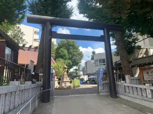 高円寺氷川神社の鳥居