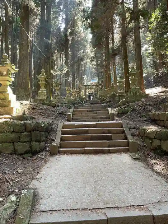 上色見熊野座神社の{uncategorized: "未分類", other: "その他", undefined: "問題あり", building: "その他建物", grave: "お墓", sacred_gate: "鳥居", guardian: "狛犬", statue: "像", buddha: "仏像", history: "歴史", nature: "自然", garden: "庭園", animal: "動物", pagoda: "塔", temizu: "手水舎", mountain_gate: "山門・神門", sanctuary: "本殿・本堂", subordinate: "末社・摂社", art: "芸術", scenery: "景色", jizo: "地蔵", ema: "絵馬", goshuin: "御朱印", omikuji: "おみくじ", items: "授与品その他", amulet: "お守り", goshuincho: "御朱印帳", eats: "食事", festival: "お祭り", votive_dance: "神楽", shichigosan: "七五三参", wedding: "結婚式", experience: "体験その他", initially: "初詣", around: "周辺", anti_infection: "感染症対策"}