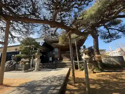 妙昌寺の{uncategorized: "未分類", other: "その他", undefined: "問題あり", building: "その他建物", grave: "お墓", sacred_gate: "鳥居", guardian: "狛犬", statue: "像", buddha: "仏像", history: "歴史", nature: "自然", garden: "庭園", animal: "動物", pagoda: "塔", temizu: "手水舎", mountain_gate: "山門・神門", sanctuary: "本殿・本堂", subordinate: "末社・摂社", art: "芸術", scenery: "景色", jizo: "地蔵", ema: "絵馬", goshuin: "御朱印", omikuji: "おみくじ", items: "授与品その他", amulet: "お守り", goshuincho: "御朱印帳", eats: "食事", festival: "お祭り", votive_dance: "神楽", shichigosan: "七五三参", wedding: "結婚式", experience: "体験その他", initially: "初詣", around: "周辺", anti_infection: "感染症対策"}