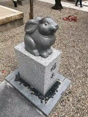 三輪神社の狛犬