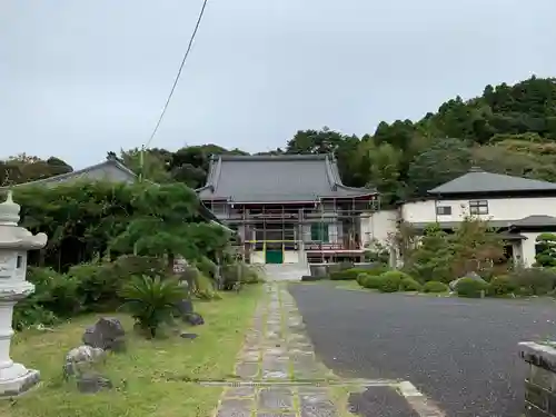 坂水寺の本殿・本堂