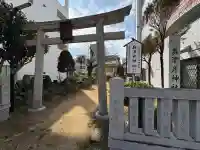 奥津彦神社の{uncategorized: "未分類", other: "その他", undefined: "問題あり", building: "その他建物", grave: "お墓", sacred_gate: "鳥居", guardian: "狛犬", statue: "像", buddha: "仏像", history: "歴史", nature: "自然", garden: "庭園", animal: "動物", pagoda: "塔", temizu: "手水舎", mountain_gate: "山門・神門", sanctuary: "本殿・本堂", subordinate: "末社・摂社", art: "芸術", scenery: "景色", jizo: "地蔵", ema: "絵馬", goshuin: "御朱印", omikuji: "おみくじ", items: "授与品その他", amulet: "お守り", goshuincho: "御朱印帳", eats: "食事", festival: "お祭り", votive_dance: "神楽", shichigosan: "七五三参", wedding: "結婚式", experience: "体験その他", initially: "初詣", around: "周辺", anti_infection: "感染症対策"}