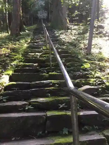 軍刀利神社のその他建物
