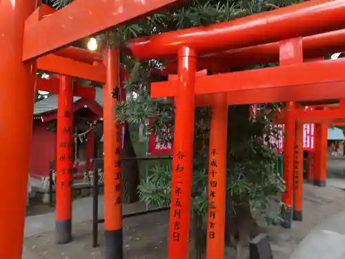 鵠沼伏見稲荷神社の鳥居