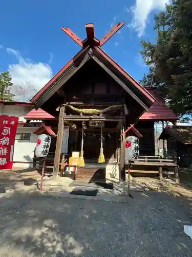 相内神社の{uncategorized: "未分類", other: "その他", undefined: "問題あり", building: "その他建物", grave: "お墓", sacred_gate: "鳥居", guardian: "狛犬", statue: "像", buddha: "仏像", history: "歴史", nature: "自然", garden: "庭園", animal: "動物", pagoda: "塔", temizu: "手水舎", mountain_gate: "山門・神門", sanctuary: "本殿・本堂", subordinate: "末社・摂社", art: "芸術", scenery: "景色", jizo: "地蔵", ema: "絵馬", goshuin: "御朱印", omikuji: "おみくじ", items: "授与品その他", amulet: "お守り", goshuincho: "御朱印帳", eats: "食事", festival: "お祭り", votive_dance: "神楽", shichigosan: "七五三参", wedding: "結婚式", experience: "体験その他", initially: "初詣", around: "周辺", anti_infection: "感染症対策"}