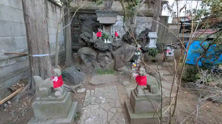日枝神社の{uncategorized: "未分類", other: "その他", undefined: "問題あり", building: "その他建物", grave: "お墓", sacred_gate: "鳥居", guardian: "狛犬", statue: "像", buddha: "仏像", history: "歴史", nature: "自然", garden: "庭園", animal: "動物", pagoda: "塔", temizu: "手水舎", mountain_gate: "山門・神門", sanctuary: "本殿・本堂", subordinate: "末社・摂社", art: "芸術", scenery: "景色", jizo: "地蔵", ema: "絵馬", goshuin: "御朱印", omikuji: "おみくじ", items: "授与品その他", amulet: "お守り", goshuincho: "御朱印帳", eats: "食事", festival: "お祭り", votive_dance: "神楽", shichigosan: "七五三参", wedding: "結婚式", experience: "体験その他", initially: "初詣", around: "周辺", anti_infection: "感染症対策"}