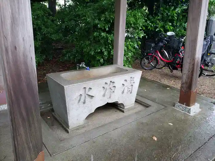 仏地院の手水舎