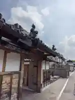 二ノ宮神社の山門・神門
