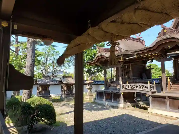 阿閇神社の本殿・本堂