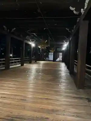 本願寺（西本願寺）の{uncategorized: "未分類", other: "その他", undefined: "問題あり", building: "その他建物", grave: "お墓", sacred_gate: "鳥居", guardian: "狛犬", statue: "像", buddha: "仏像", history: "歴史", nature: "自然", garden: "庭園", animal: "動物", pagoda: "塔", temizu: "手水舎", mountain_gate: "山門・神門", sanctuary: "本殿・本堂", subordinate: "末社・摂社", art: "芸術", scenery: "景色", jizo: "地蔵", ema: "絵馬", goshuin: "御朱印", omikuji: "おみくじ", items: "授与品その他", amulet: "お守り", goshuincho: "御朱印帳", eats: "食事", festival: "お祭り", votive_dance: "神楽", shichigosan: "七五三参", wedding: "結婚式", experience: "体験その他", initially: "初詣", around: "周辺", anti_infection: "感染症対策"}