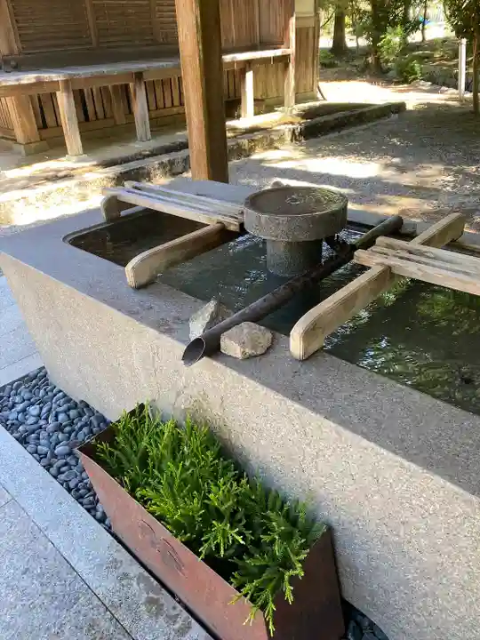 奥石神社の手水舎