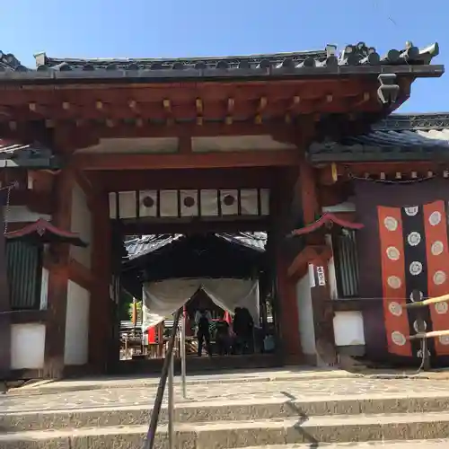 氷室神社の山門・神門