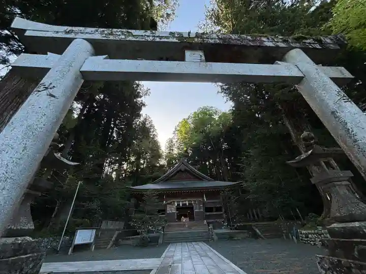 久万山総鎮守 三島神社(愛媛県)